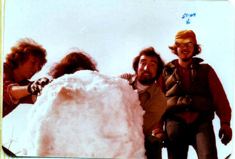 TrailorSnoBalls1977a
